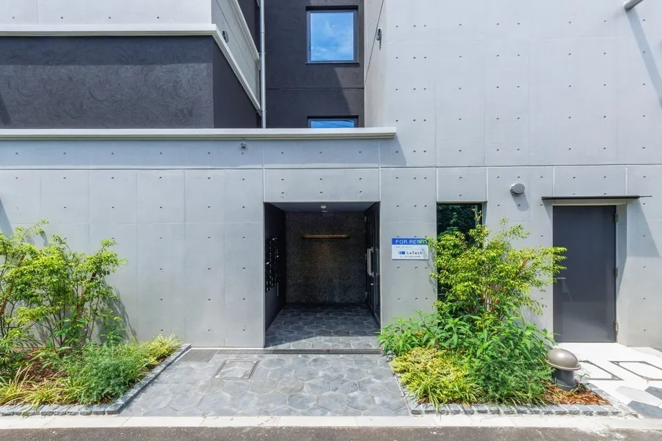 Hmlet Nakano Honcho - Exterior - []