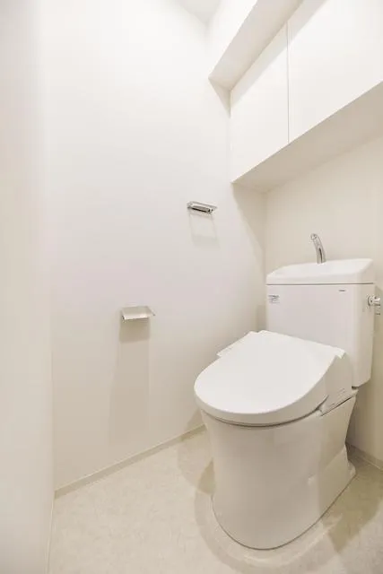 Urbanex Kinshi Park II - Interior - ["Plumbing fixture", "Toilet seat", "Flooring"]