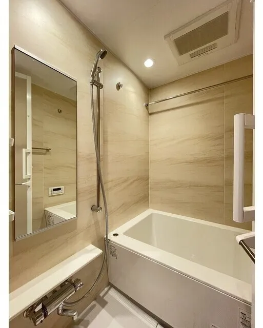 Season Flats Omorinishi - Interior - ["Flooring", "Plumbing fixture", "Interior design"]