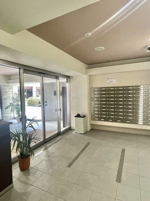 Place Chiyoda Fujimi - Exterior - ["Floor", "Flooring", "Apartment"]