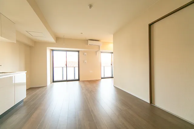 Maison De Takaya - Interior - ["Flooring", "Floor", "Wood flooring"]