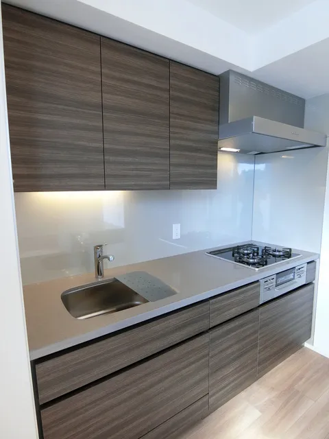 The Park Habio Tsukishima Front - Interior - ["Countertop", "Cabinetry", "Property"]