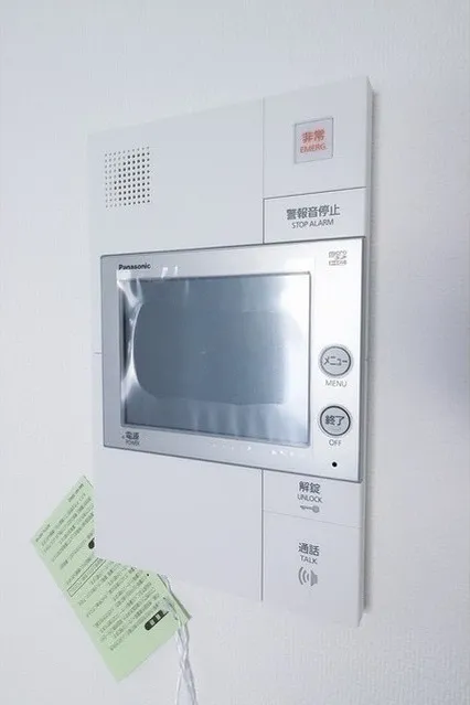 BluRock Monzen-Nakacho - Interior - ["Product", "Electronic device", "Display device"]