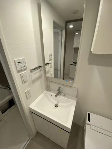 Proud Flat Shinagawa Oimachi - Interior - ["Floor", "Apartment", "Plumbing fixture"]