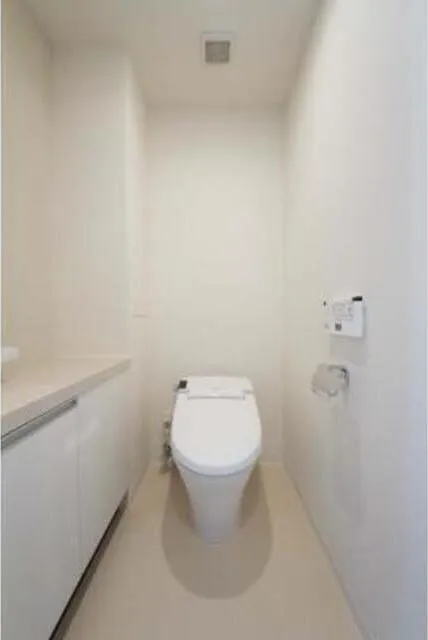 Casa Albore - Interior - ["Toilet seat", "Plumbing fixture", "Building"]