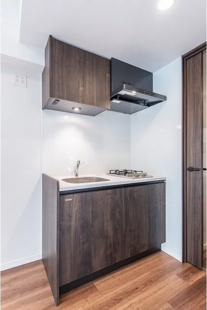 Azure Terrace Toyocho - Interior - ["Brown", "Cabinetry", "Countertop"]