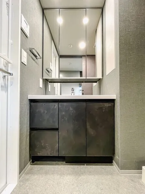Royal Parks Ariake - Interior - ["Wall", "Flooring", "Interior design"]