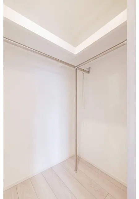 Season Flats Omorinishi - Interior - ["Wood", "Flooring", "Floor"]