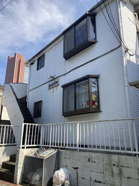 Corpo Maya - Exterior - ["Window", "Neighbourhood", "Residential area"]