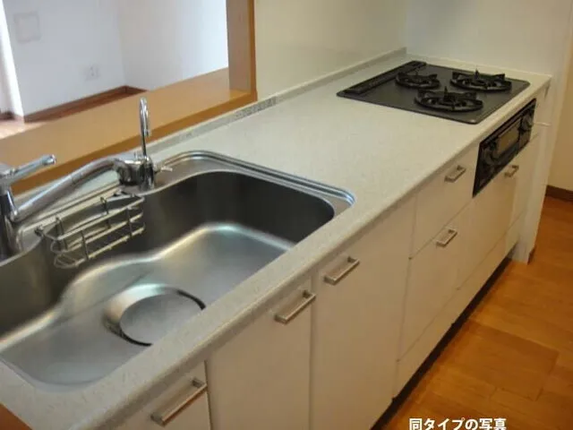 Comforia Shimo-Ochiai - Interior - ["Kitchen Sink", "Kitchen", "Plumbing fixture"]