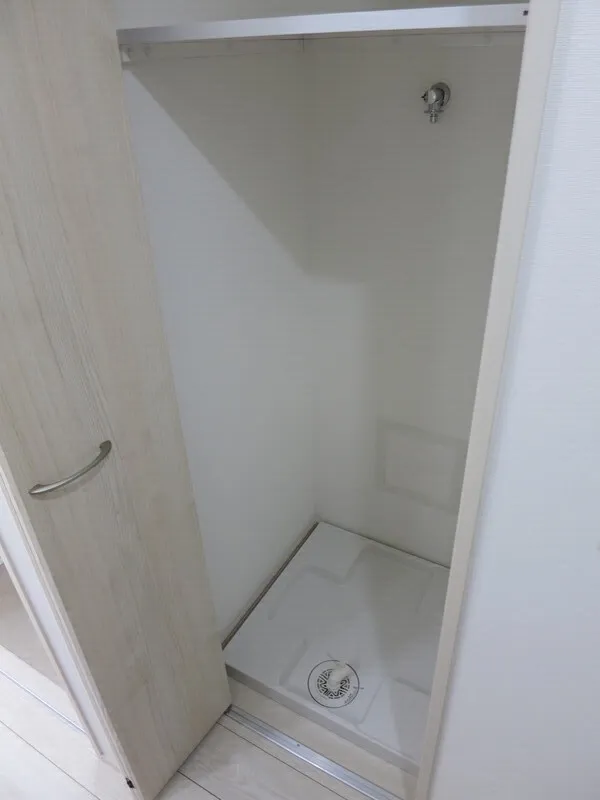 Milia Residence Myogadani - Interior - ["Wood", "Flooring", "Floor"]