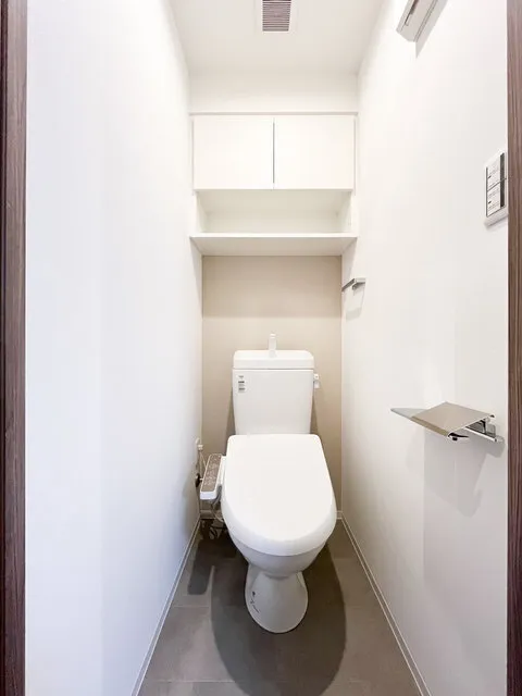 BPR Residence Minami-Shinagawa - Interior - ["Toilet seat", "Plumbing fixture", "Toilet"]