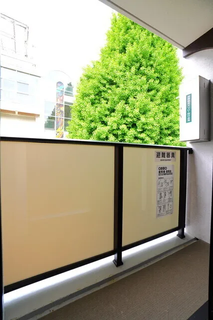 CREATIF Bunkyo Sendagi - Interior - ["Glass", "Daylighting"]