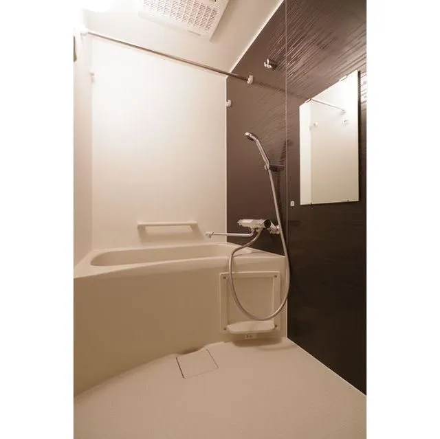 Zinnia Fudomae - Interior - ["Plumbing fixture", "Tap", "Bathroom sink"]