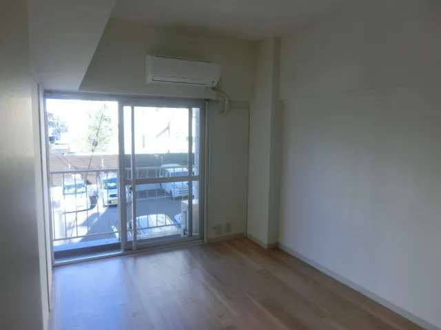 Marumoto Mansion - Interior - ["Property", "Room", "Building"]