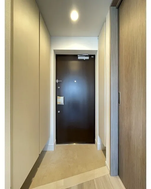Stylio Kamata West - Interior - ["Flooring", "Wall", "Wood"]