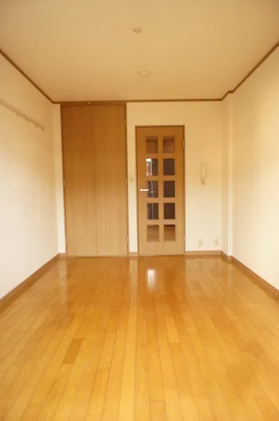 Maison Trantan - Interior - ["Floor", "Wood flooring", "Laminate flooring"]