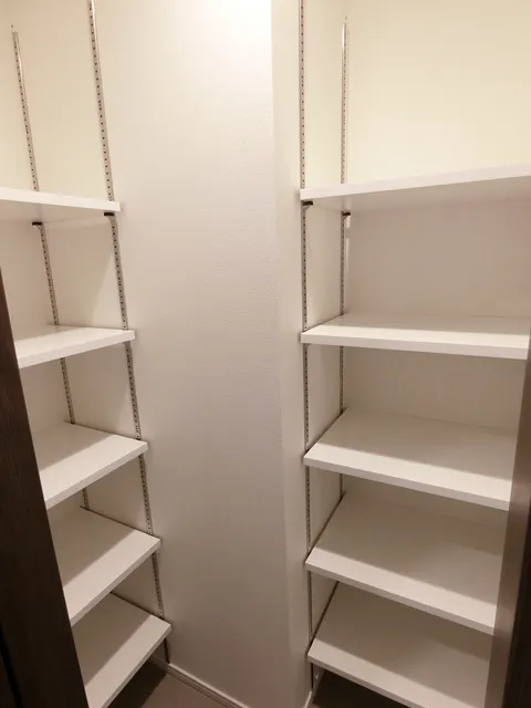The Park Habio Tsukishima Front - Interior - ["Room", "Shelf", "Shelving"]