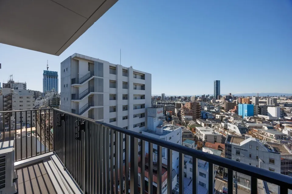 Hmlet Ikebukuro - Other - ["Daytime", "Building", "Urban area"]
