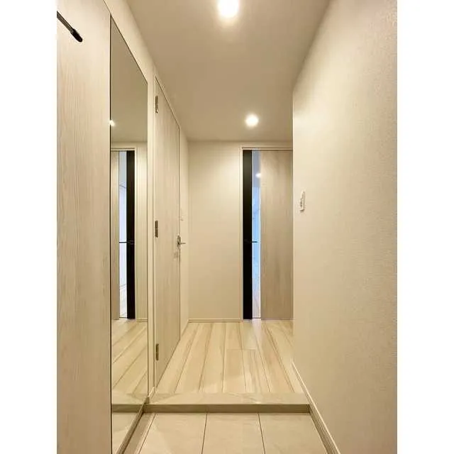 Gran Casa Minamisenju - Interior - ["Property", "Door", "Fixture"]