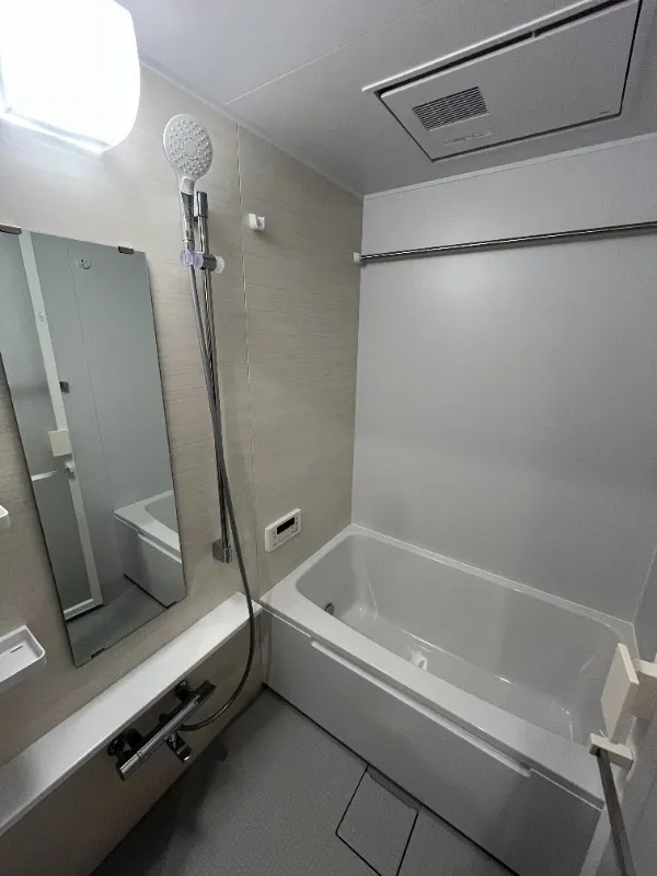 RESIDIA Bunkyo Yushima - Interior - ["Plumbing fixture", "Flooring", "Floor"]
