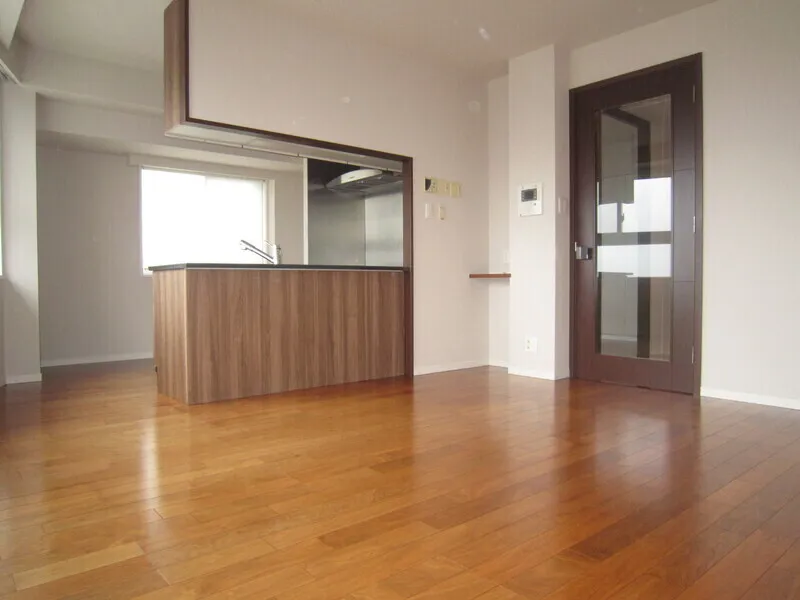 First Real Tower Shinjuku - Interior - ["Flooring", "Floor", "Wood flooring"]