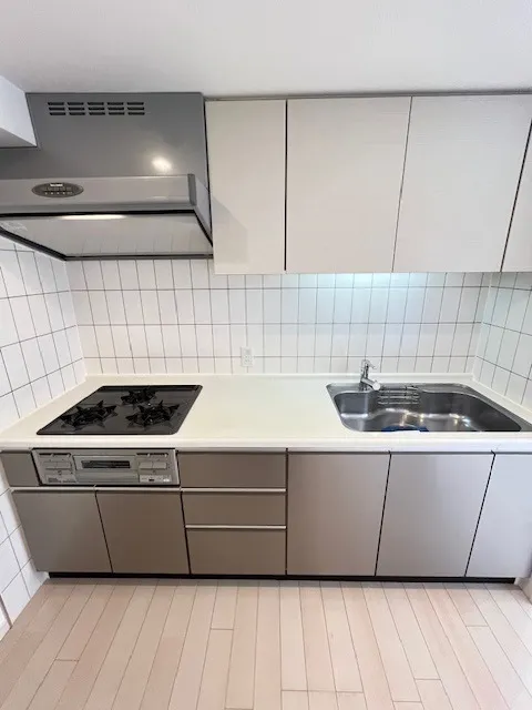 Residia Tower Kamiikebukuro (Tower Building) - Interior - ["Kitchen Appliance", "Kitchen", "Major appliance"]