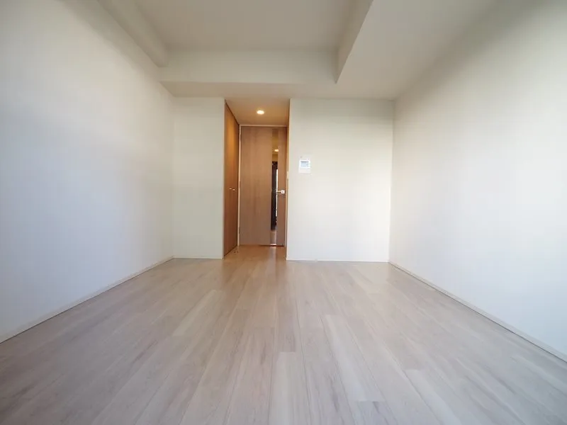 Cross Residence Iidabashi - Interior - ["Property", "Wood", "Building"]