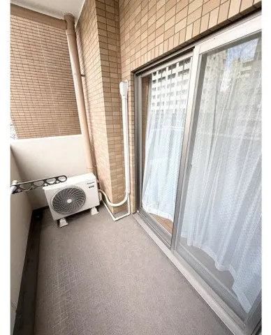 Doel Inn Tsukishima - Interior - ["Flooring", "Floor", "Tile Flooring"]