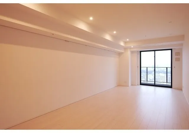 Comforia Shinjuku East Side Tower - Interior - ["Flooring", "Floor", "Ceiling"]