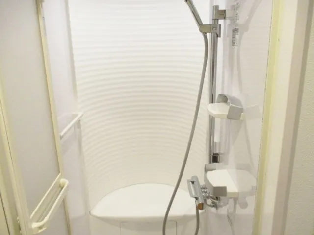 Makes Design Yoga - Interior - ["Bathroom", "Cleanliness"]