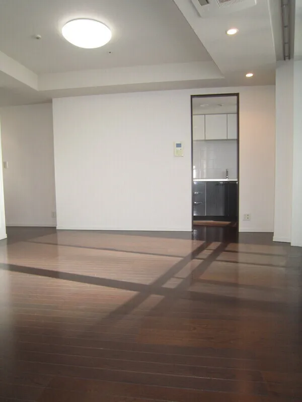 Concieria Nishi Shinjuku TOWER'S WEST - Interior - ["Floor", "Wood flooring", "Flooring"]