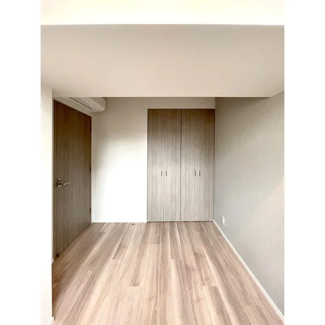 Predia Court Morishita Terrace - Interior - ["Brown", "Wood", "Fixture"]
