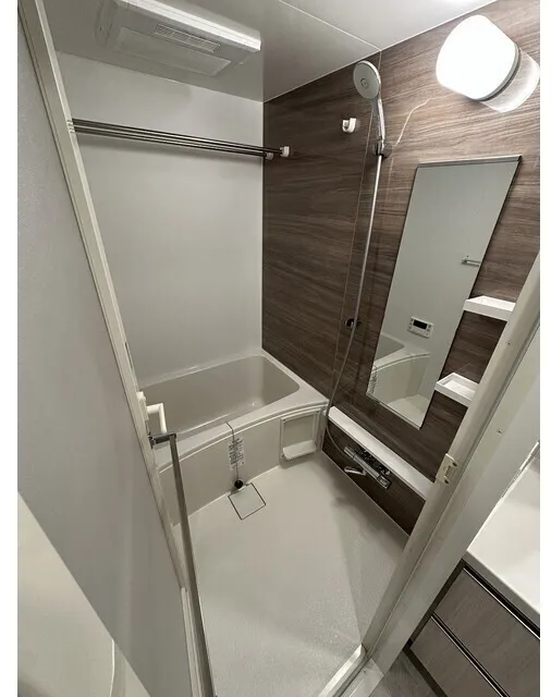 Wellis Urban Sumiyoshi West - Interior - ["Flooring", "Floor", "Plumbing fixture"]