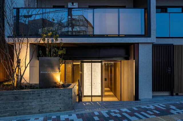 Season Flats Shin-Otsuka - Exterior - ["Apartment", "Glass", "Balcony"]