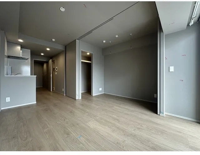 Baus Flats Kuramae - Interior - ["Flooring", "Floor", "Ceiling"]