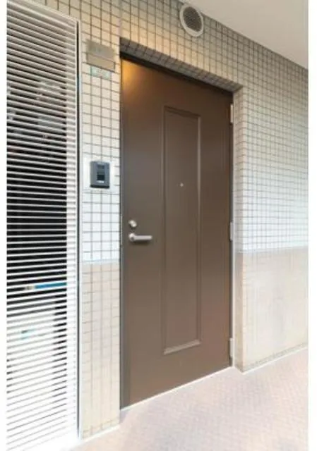Patio Square Nakano - Interior - ["Wood", "Door", "Floor"]