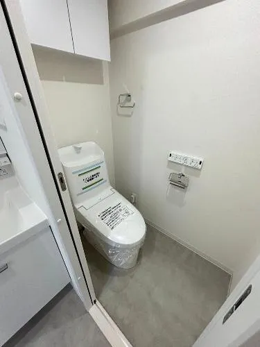 Cesar Sakado Room 504