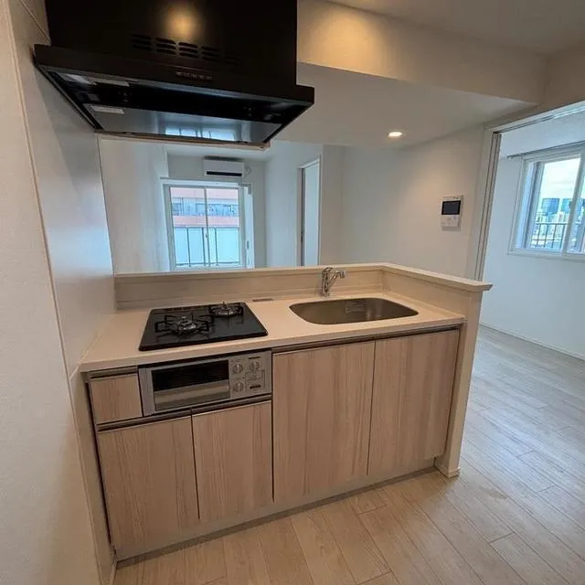 Park Axis Shinagawa Tennozu Isle - Interior - ["Flooring", "Floor", "Apartment"]