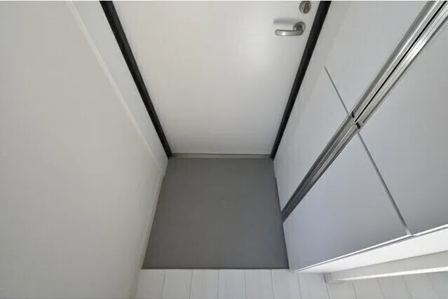 Vista Kitashinagawa - Interior - ["Fixture", "Building", "Rectangle"]