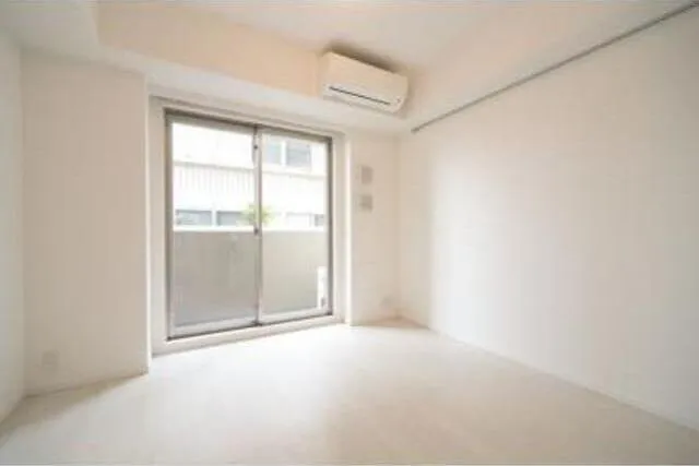 Park Axis Takadanobaba Terrace - Interior - ["Window", "Building", "Fixture"]