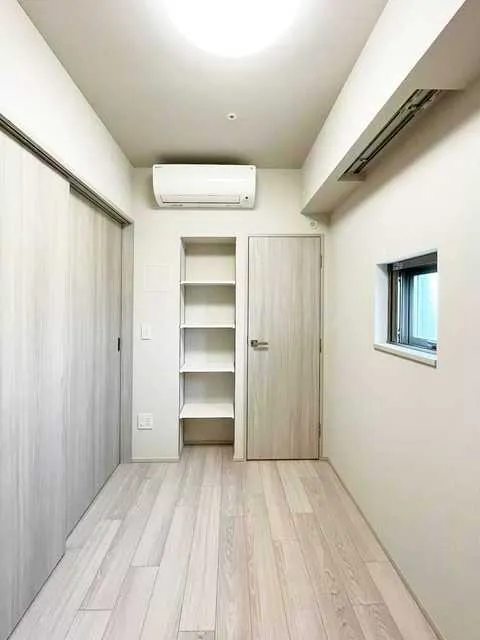 Brillia Ist Shin-Okachimachi - Interior - ["Flooring", "Wood", "Floor"]