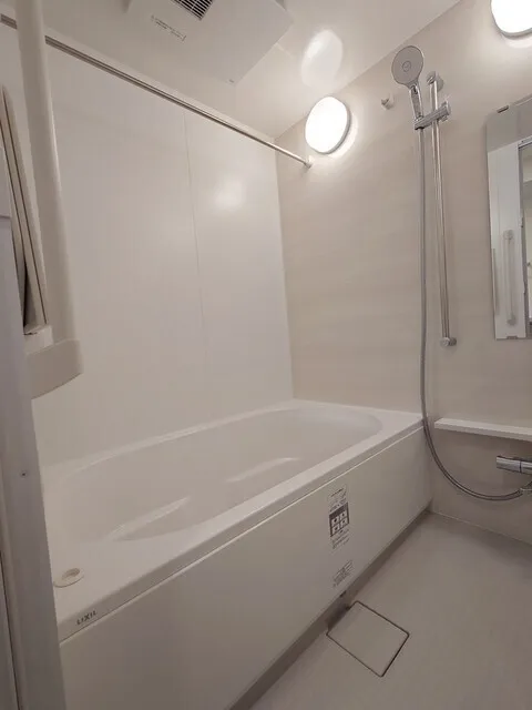 Brookside Residence Kiba - Interior - ["Flooring", "Plumbing fixture", "Floor"]