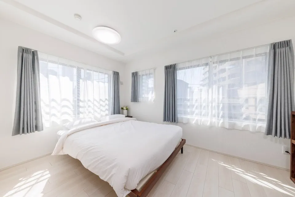 Hmlet Nishi-Shinjuku - Interior - ["Interior design", "Window covering", "Bedroom"]
