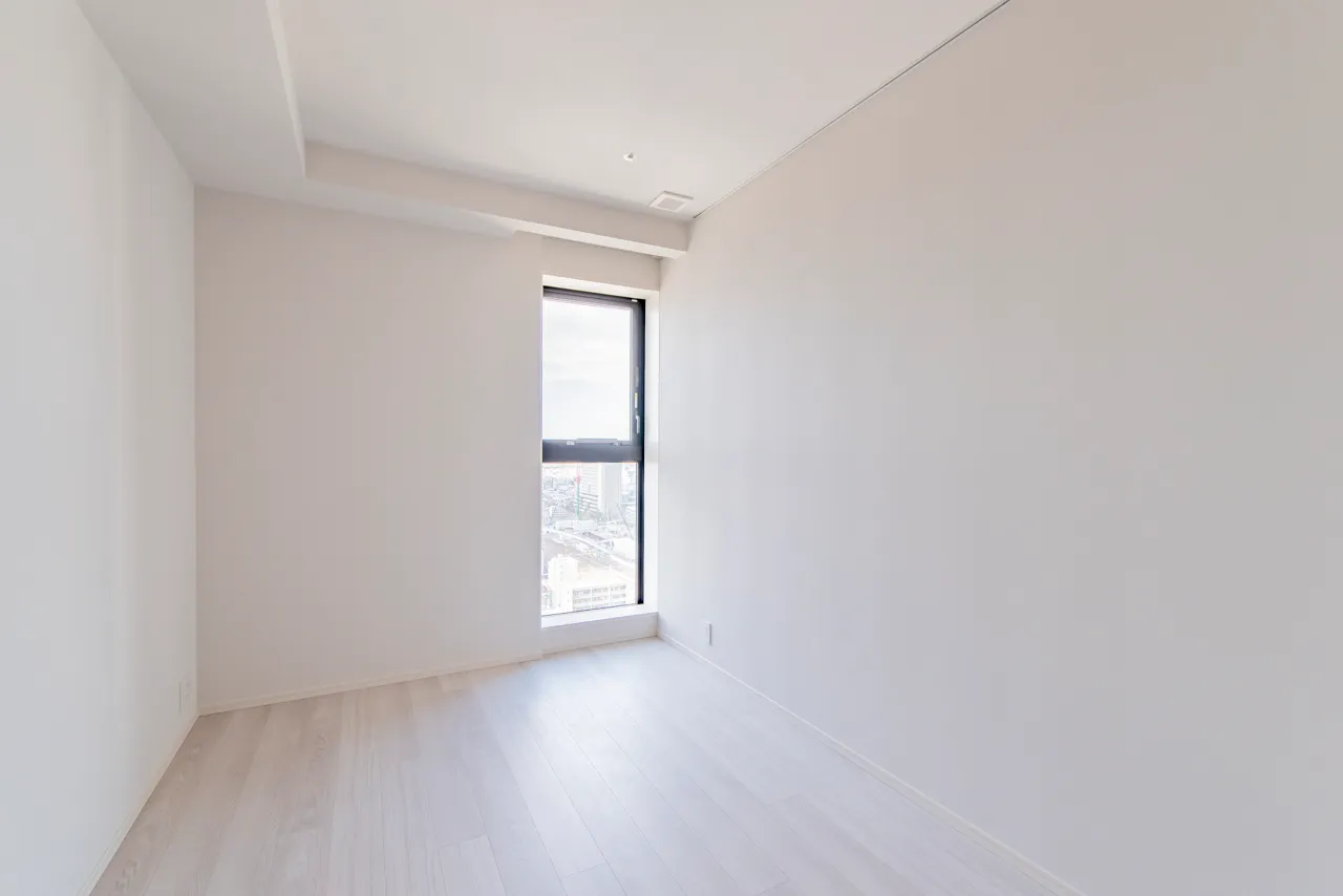 Nakano Station Residence - Interior - ["Floor", "Flooring", "Ceiling"]