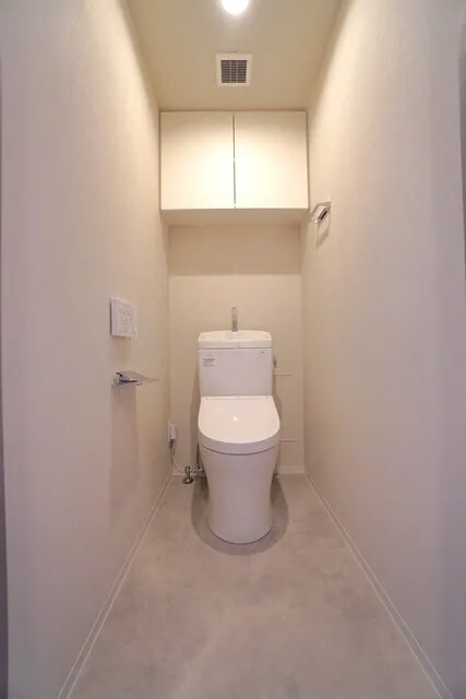 Season Flats Asakusa 6-Chome - Interior - ["Toilet seat", "Toilet", "Flooring"]