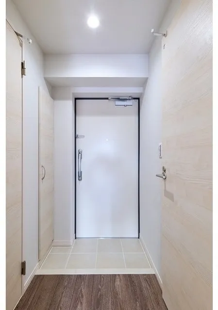 Gran Casa Hikifune II - Interior - ["Flooring", "Wood", "Floor"]