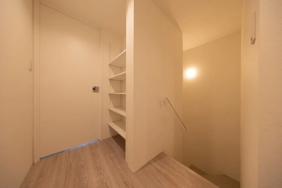 Hmlet Nakano Sakaue - Interior - ["Flooring", "Wood", "Floor"]