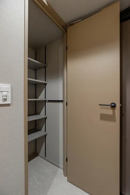 The Lions Forcia Bunkyo Yushima - Interior - ["Plywood", "Design", "Hardwood"]