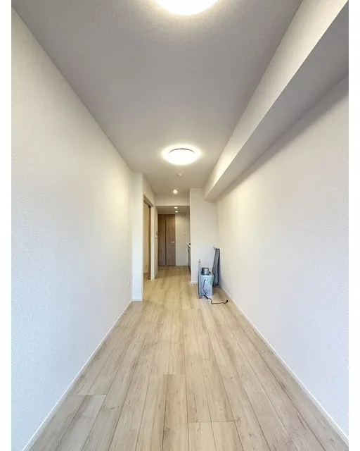 Due Hikifune II - Interior - ["Flooring", "Ceiling", "Floor"]